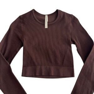 Aritzia Babaton Encounter Long Sleeve Top - Brown - Small